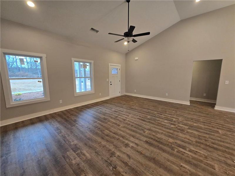 Spacious, unfurnished interior of a new home in , Lavonia (Image 11).