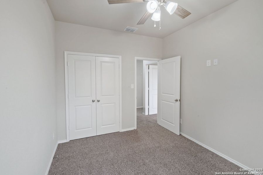 Spacious, unfurnished interior of a new home in , San Antonio (Image 12).