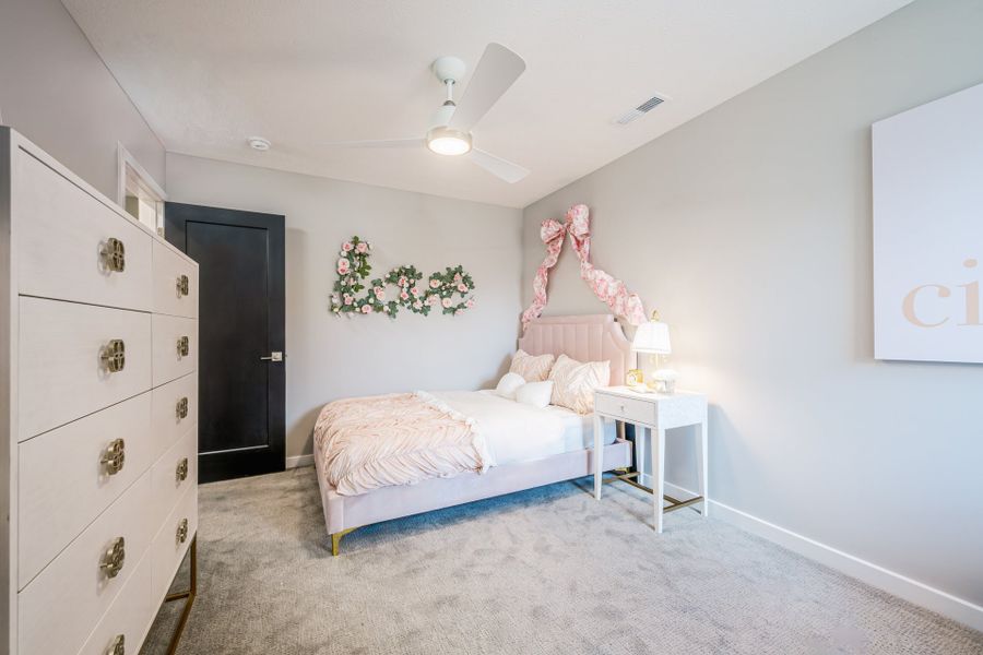 Representative furnished interior of a home built from the Olive by Fischer Homes in Easton Park, Dallas (Image 25). Representative furnished interior of a home built from the Olive by Fischer Homes in Easton Park, Dallas (Image 25).