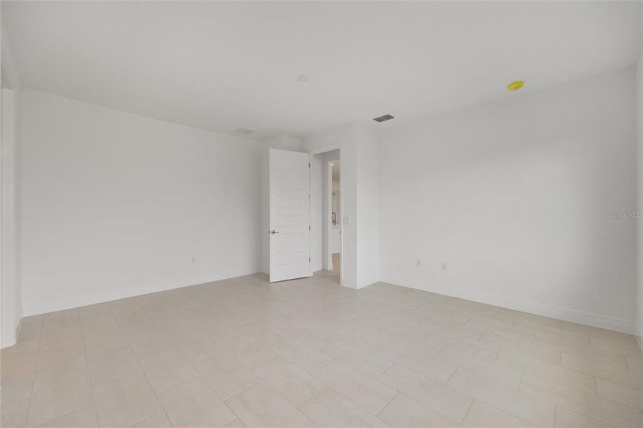 Spacious, unfurnished interior of a new home in On Top of the World Communities, Ocala (Image 35).