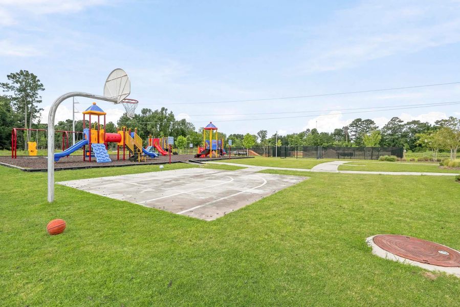 Community amenities in The Villages at Westpointe, Dayton (Image 20).
