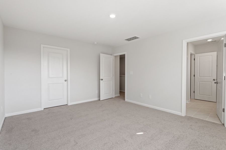 Spacious, unfurnished interior of a new home in Renaissance at White Oak, Garner (Image 23). Spacious, unfurnished interior of a new home in Renaissance at White Oak, Garner (Image 23).