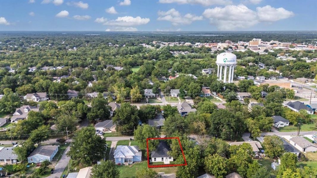 Image 35 of a home in . Image 35 of a home in .