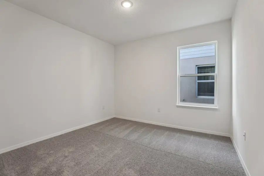 Representative unfurnished interior of a home built from the Vista by Maronda Homes in Malabar Springs, Palm Bay (Image 29).