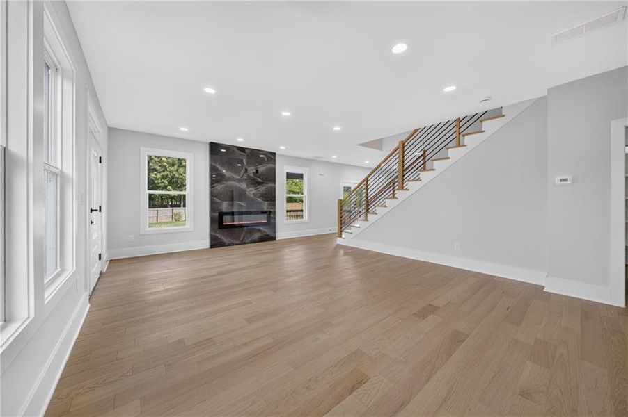 Spacious, unfurnished interior of a new home in , Loganville (Image 47). Spacious, unfurnished interior of a new home in , Loganville (Image 47).