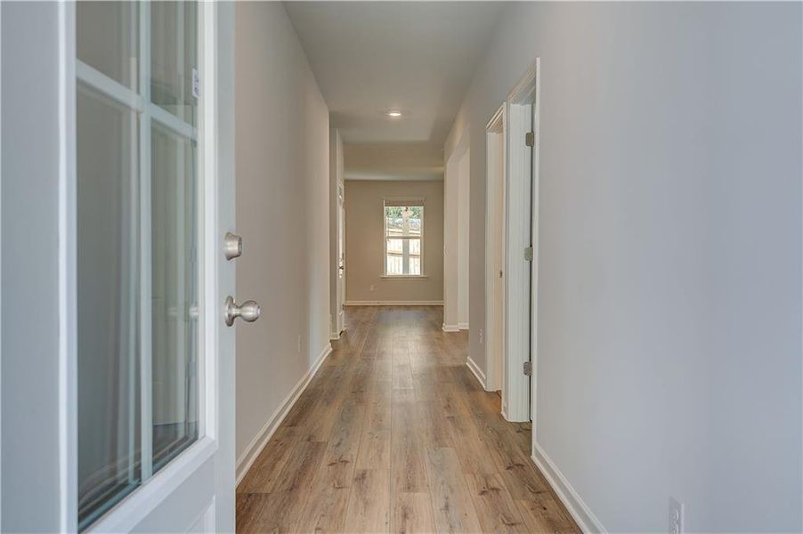 Spacious, unfurnished interior of a new home in Hamilton Lakes, Lawrenceville (Image 12). Spacious, unfurnished interior of a new home in Hamilton Lakes, Lawrenceville (Image 12).
