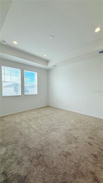 Spacious, unfurnished interior of a new home in , Palmetto (Image 27).
