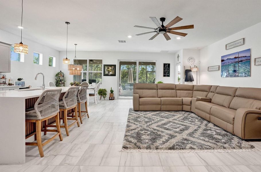 Open Floorplan Open Floorplan