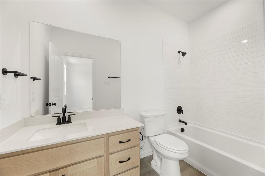 25. 1041 Concan - 4TH Bath