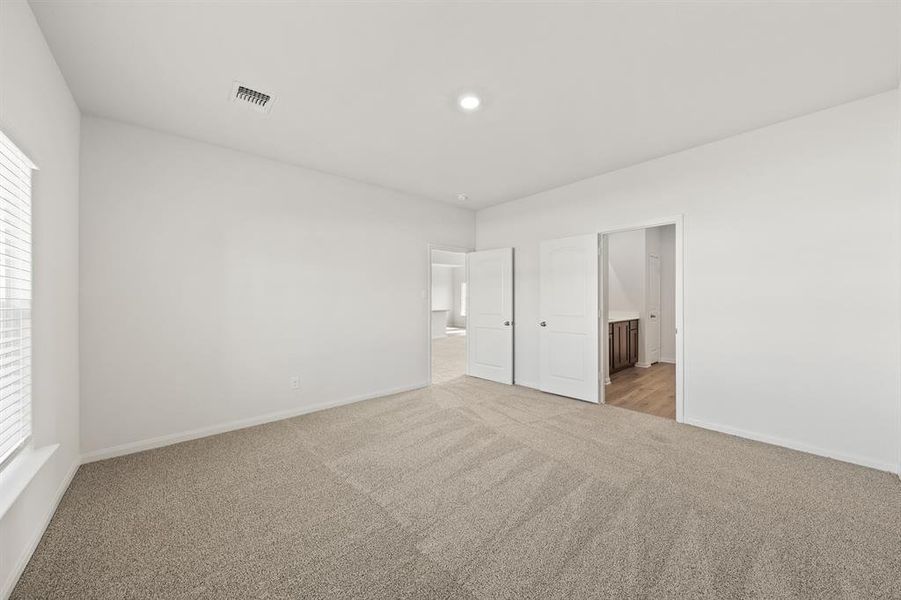 Spacious, unfurnished interior of a new home in Cresson Estates, Cresson (Image 5).