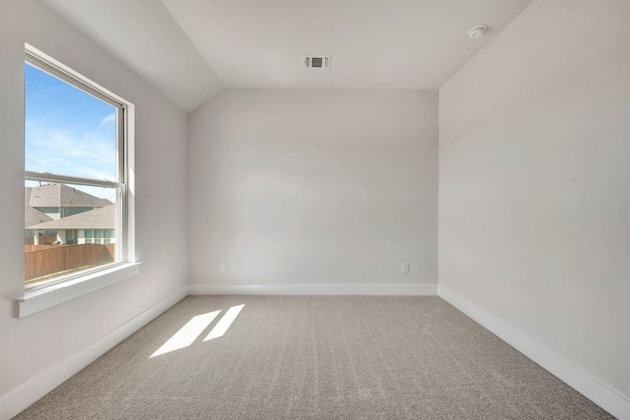 Spacious, unfurnished interior of a new home in The Meadows, Denton (Image 22).