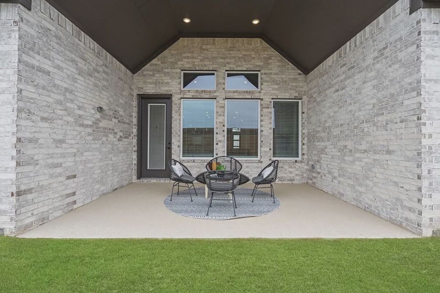 Representative exterior details of a home built from the Sweetwater by Chesmar Homes in Steward Estates, Conroe (Image 3). Representative exterior details of a home built from the Sweetwater by Chesmar Homes in Steward Estates, Conroe (Image 3).