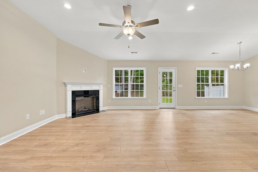 Spacious, unfurnished interior of a new home in Davenport Farms, Winterville (Image 35).