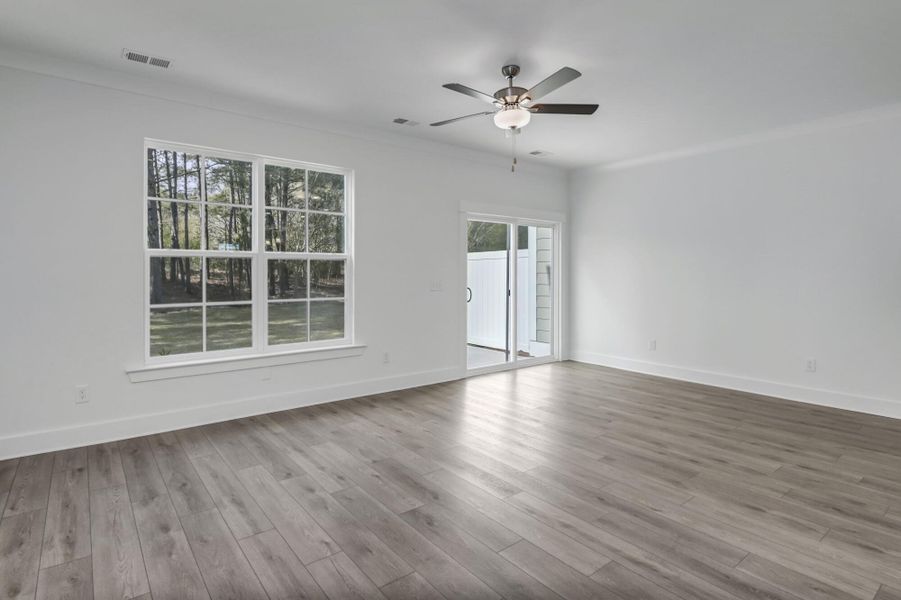 Spacious, unfurnished interior of a new home in Lake Carolina Townhomes, Columbia (Image 25).