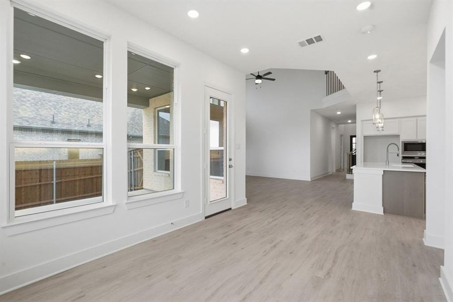 Spacious, unfurnished interior of a new home in Devonshire, Forney (Image 26).