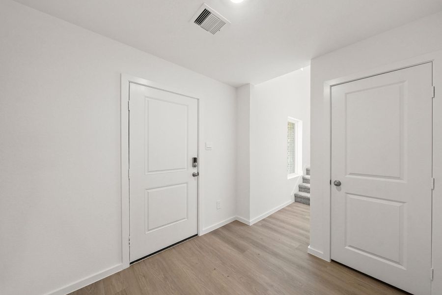 Spacious, unfurnished interior of a new home in Cypress Green, Hockley (Image 9). Spacious, unfurnished interior of a new home in Cypress Green, Hockley (Image 9).