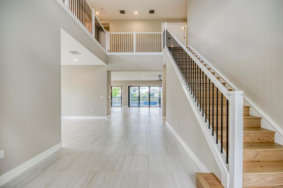 Exterior details and patio area of a home in Apex at Avenir, Palm Beach Gardens (Image 4).