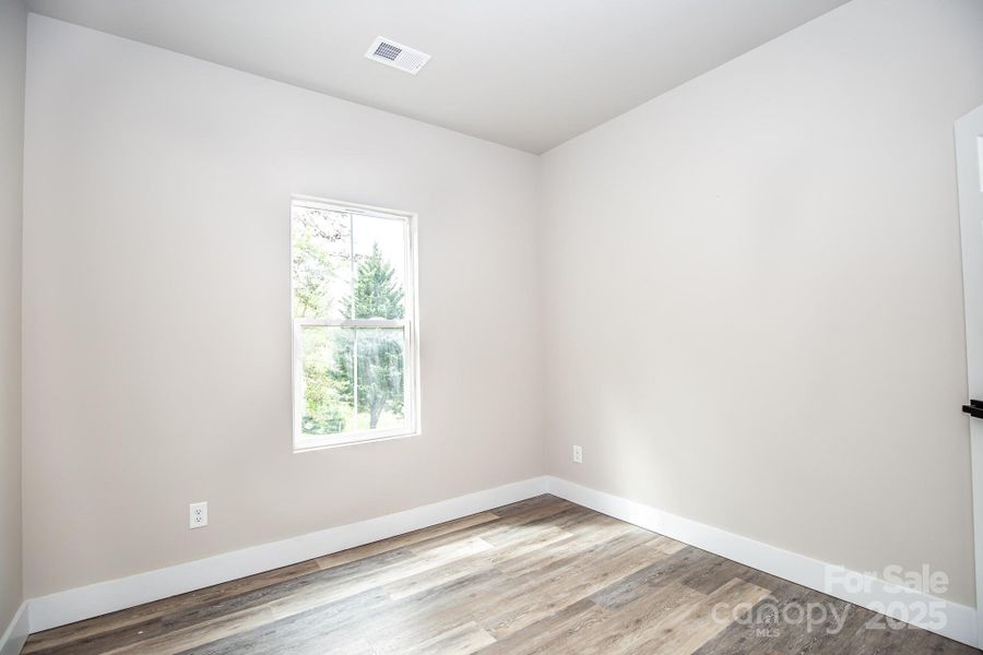 Spacious, unfurnished interior of a new home in , Hickory (Image 13).
