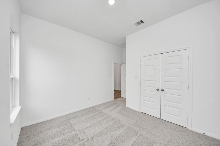 Spacious, unfurnished interior of a new home in 50' Traditional Homes at Elyson, Katy (Image 17). Spacious, unfurnished interior of a new home in 50' Traditional Homes at Elyson, Katy (Image 17).