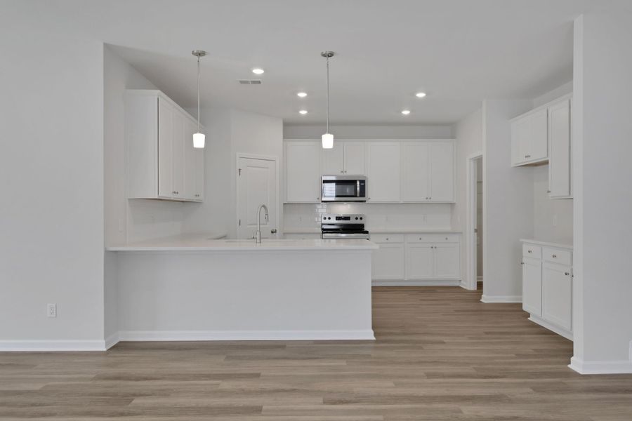 New Home in Hardeeville, SC.  - Slide 11