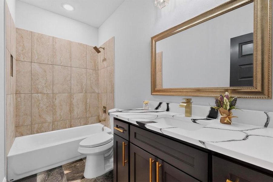 Furnished interior view inside a new home in , Sulphur Springs (Image 5).