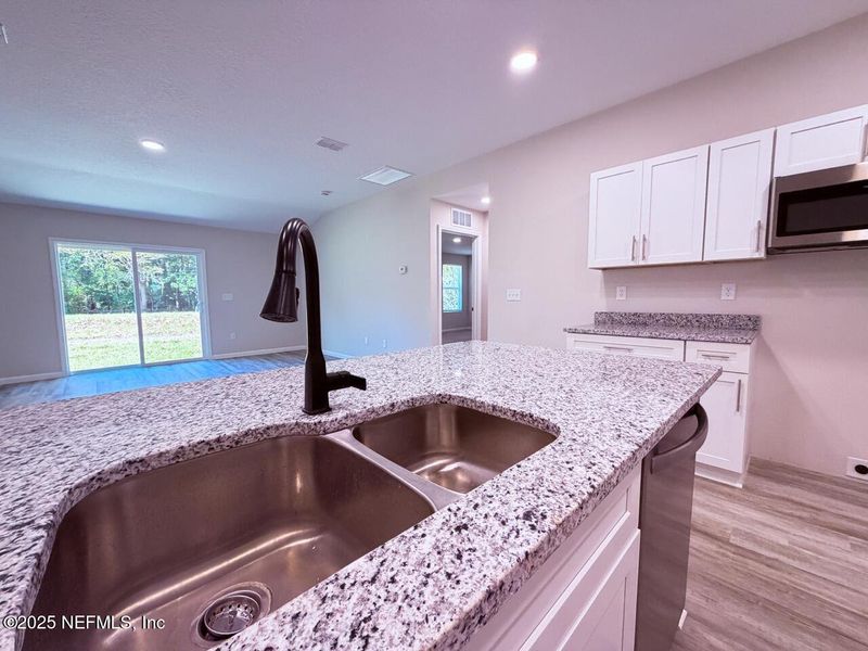 Close-up of interior finishes inside a home in , Jacksonville (Image 22). Close-up of interior finishes inside a home in , Jacksonville (Image 22).