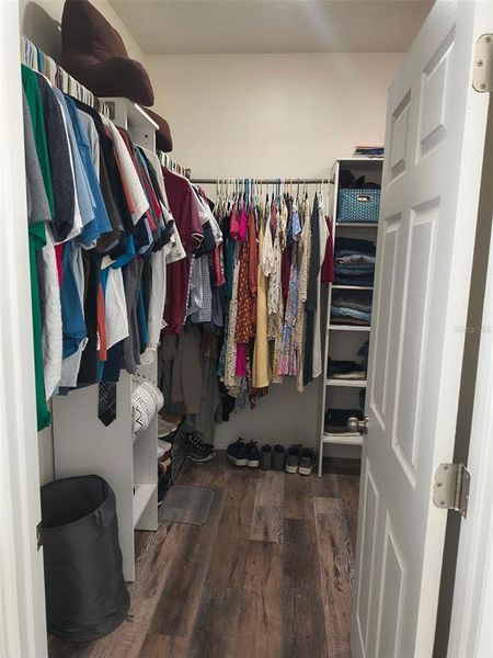 Furnished interior view inside a new home in , Auburndale (Image 5).