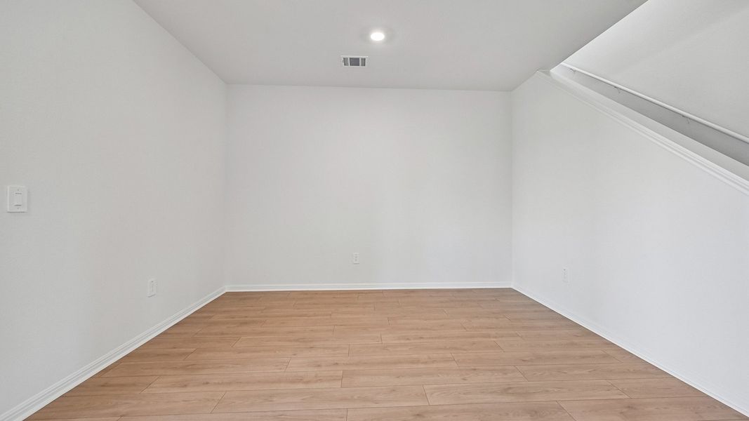 Spacious, unfurnished interior of a new home in Bar W Ranch, Leander (Image 25). Spacious, unfurnished interior of a new home in Bar W Ranch, Leander (Image 25).