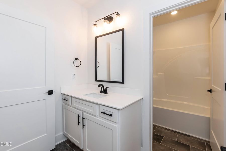 Basement Bath 01