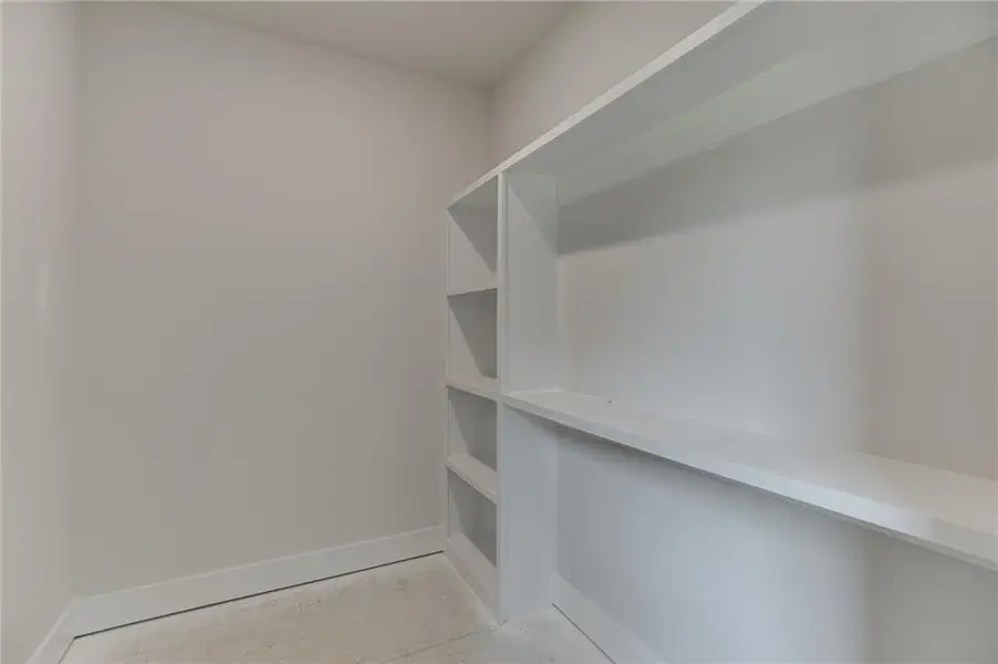 Image 38 of a home in .