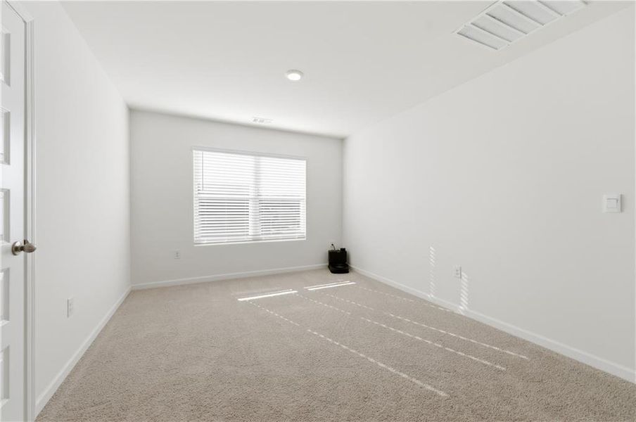 Spacious, unfurnished interior of a new home in Brooks Village, Dacula (Image 28).