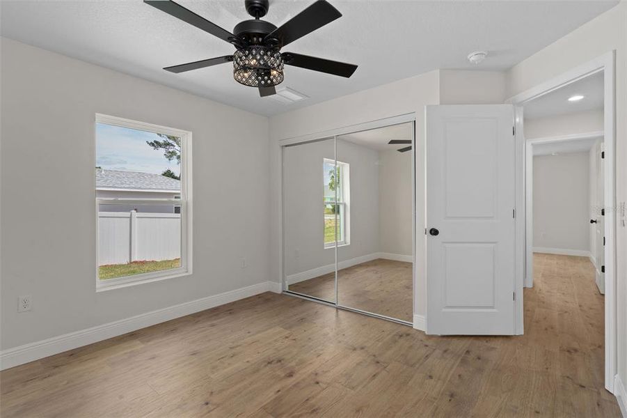 Spacious, unfurnished interior of a new home in , Weeki Wachee (Image 41).