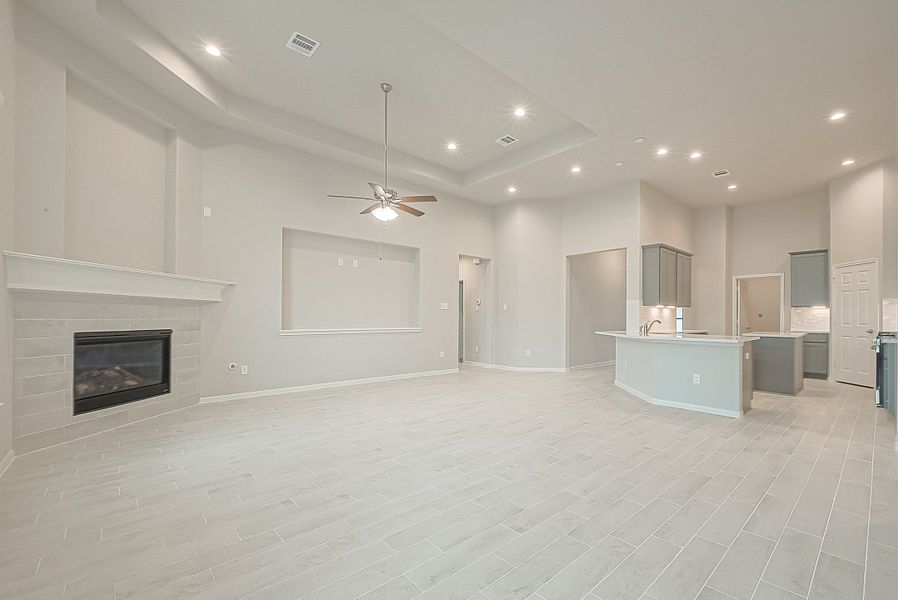 Representative unfurnished interior of a home built from the Floor Plan 1830 by Colina Homes in Grand Magnolia, Magnolia (Image 24). Representative unfurnished interior of a home built from the Floor Plan 1830 by Colina Homes in Grand Magnolia, Magnolia (Image 24).
