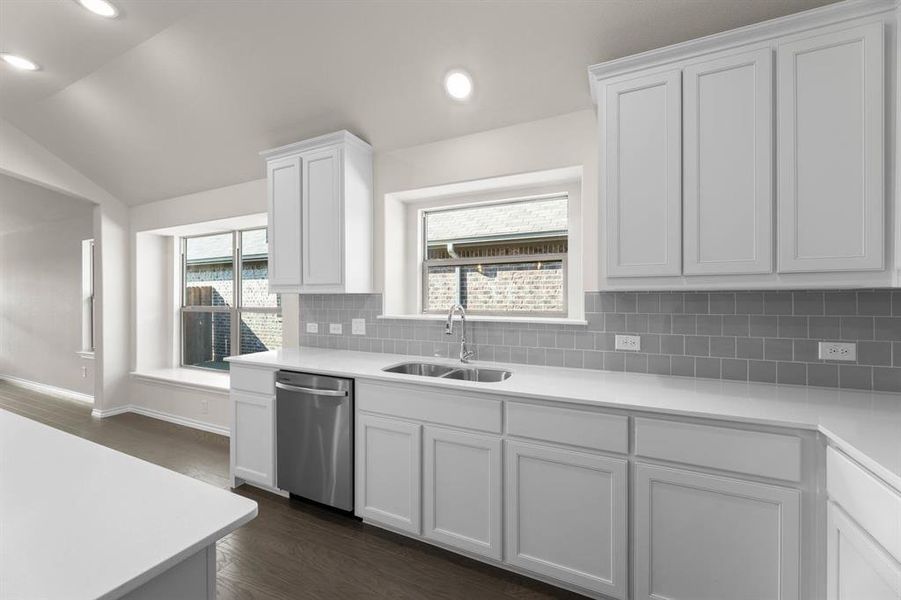 1141 Avery-Kitchen-3