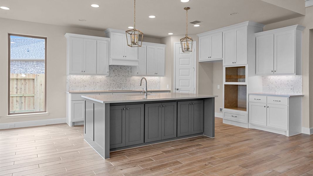 Furnished interior view inside a new home in Fulbrook On Fulshear Creek 60', Fulshear (Image 6). Furnished interior view inside a new home in Fulbrook On Fulshear Creek 60', Fulshear (Image 6).