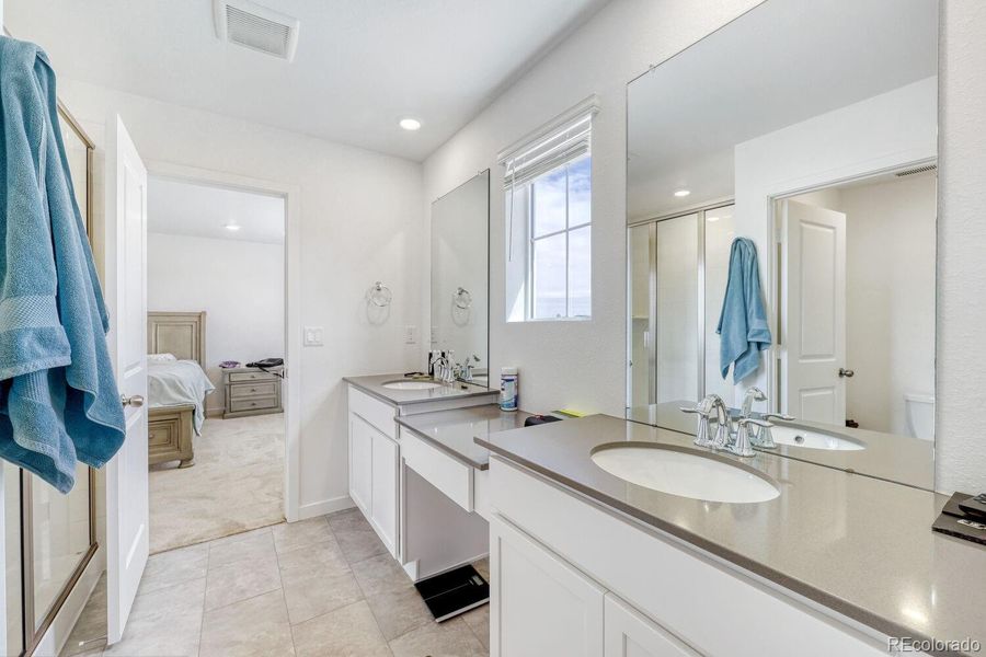 Furnished interior view inside a new home in , Elizabeth (Image 17).