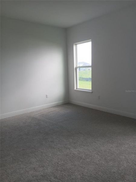 Spacious, unfurnished interior of a new home in , Orlando (Image 17).