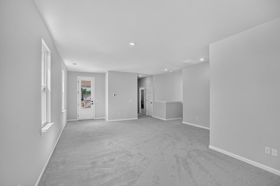 Spacious, unfurnished interior of a new home in Heron's Walk at Summers Corner, Summerville (Image 17). Spacious, unfurnished interior of a new home in Heron's Walk at Summers Corner, Summerville (Image 17).
