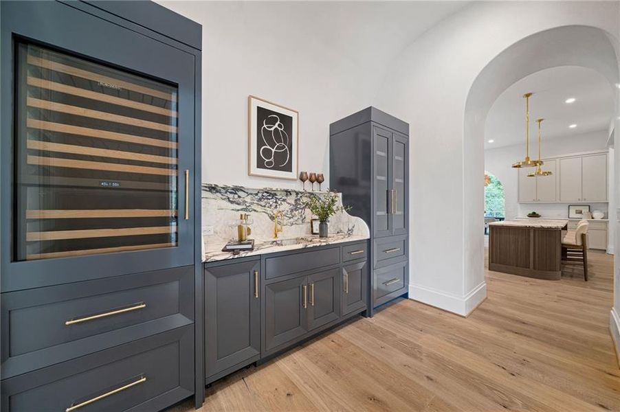 Furnished interior view inside a new home in , Atlanta (Image 34).