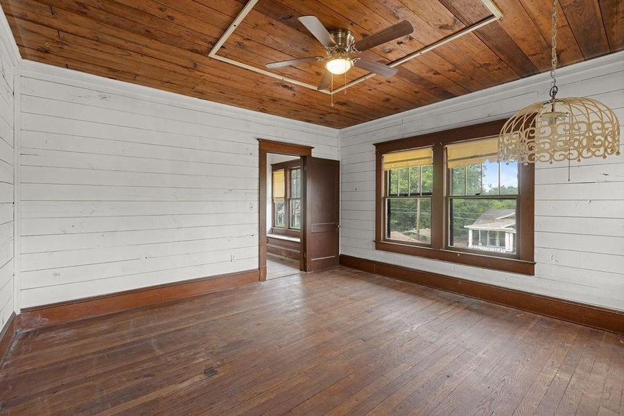 Image 19 of a home in . Image 19 of a home in .