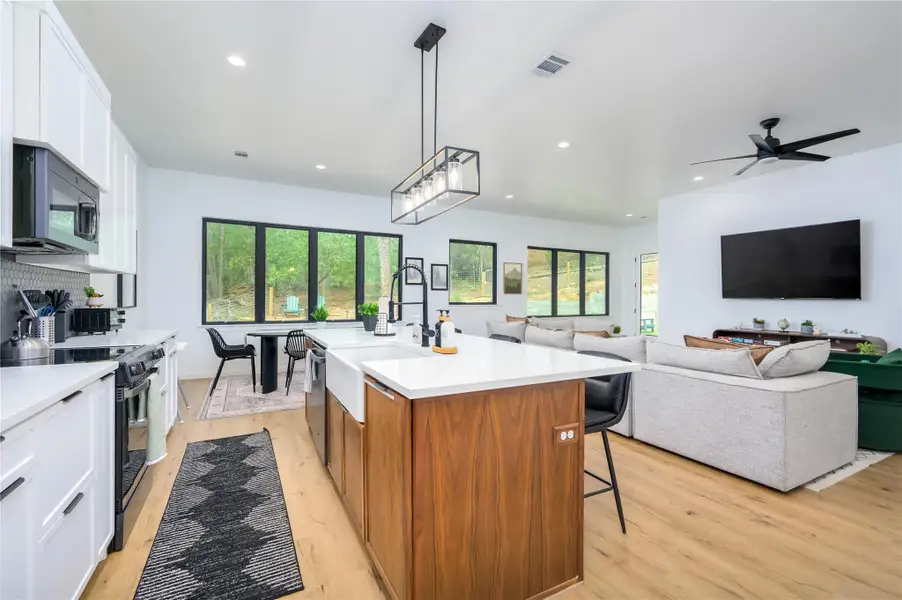 Furnished interior view inside a new home in , Bastrop (Image 7).