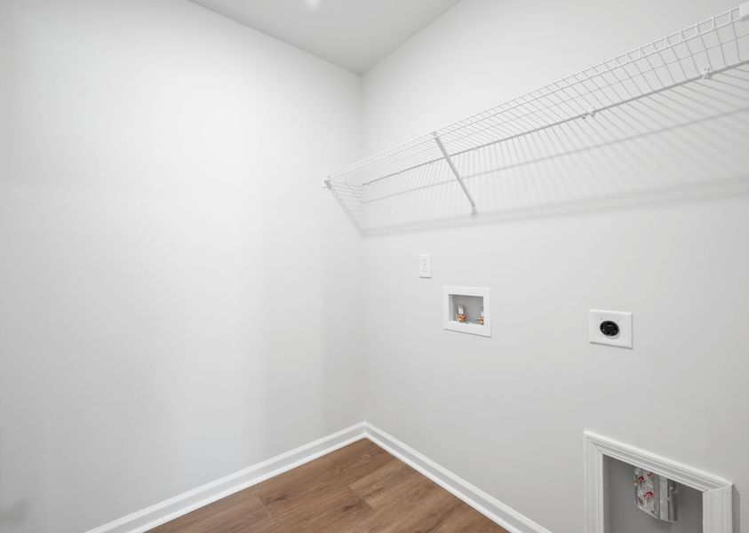 Spacious, unfurnished interior of a new home in Grand Arbor, Blythewood (Image 19).