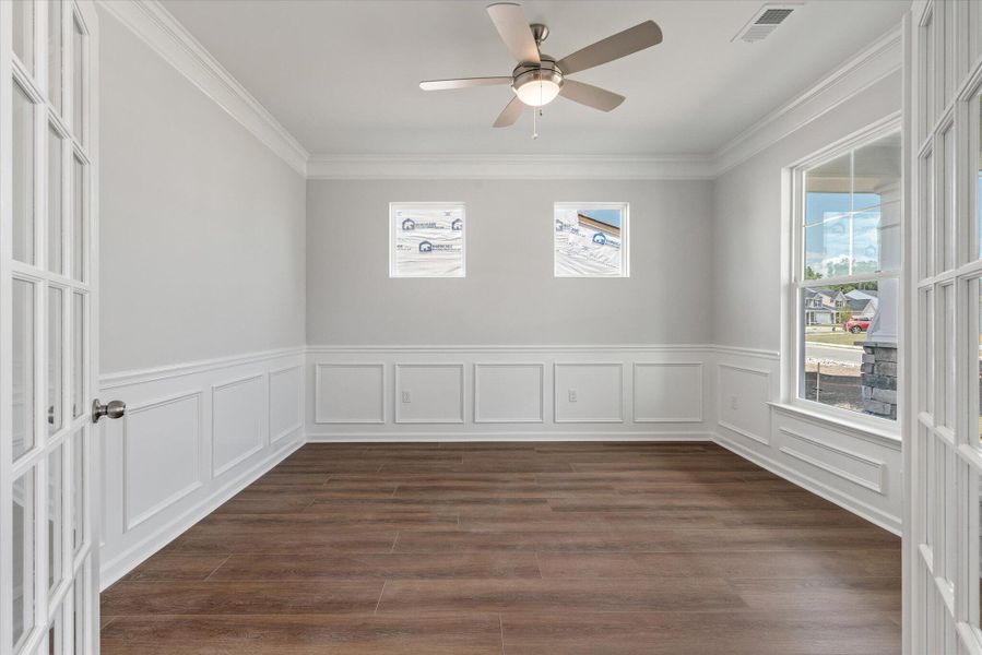 Spacious, unfurnished interior of a new home in Oakley Pointe, Moncks Corner (Image 43).