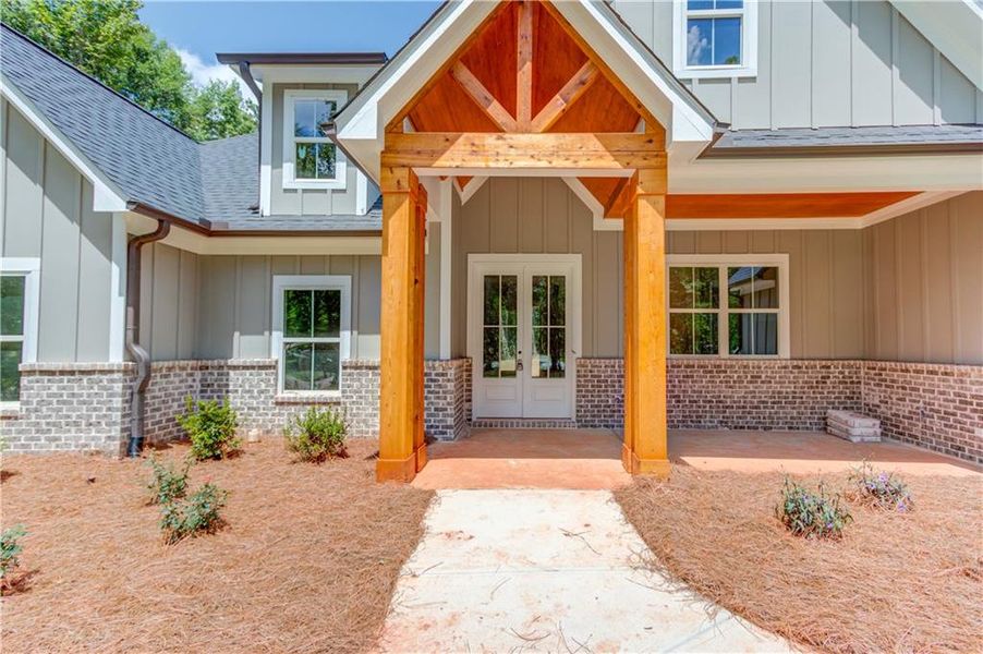 Exterior details and patio area of a home in , Jefferson (Image 17).