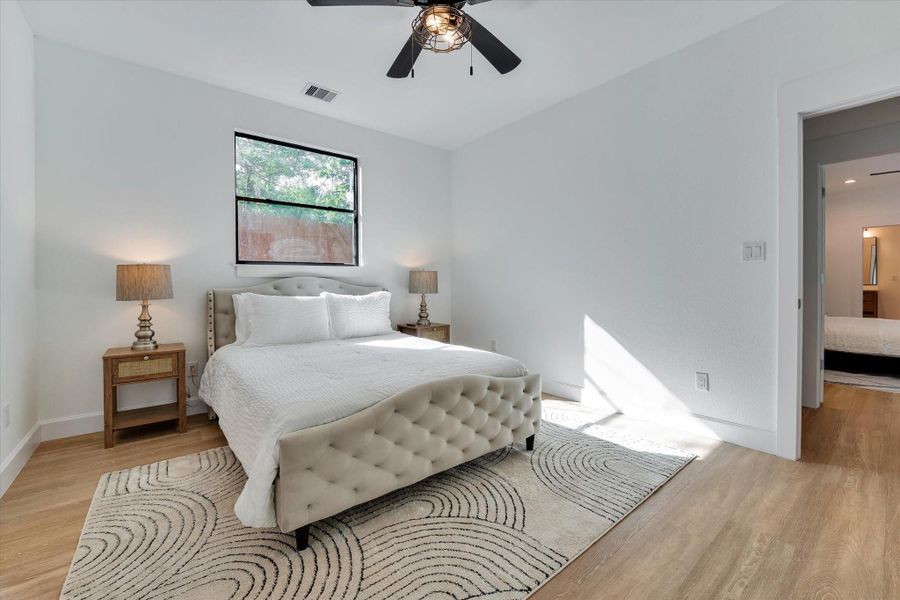 Furnished interior view inside a new home in , Conroe (Image 27). Furnished interior view inside a new home in , Conroe (Image 27).