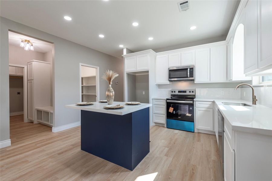 4523 Rose LN, Fresno, TX 77545 4523 Rose LN, Fresno, TX 77545