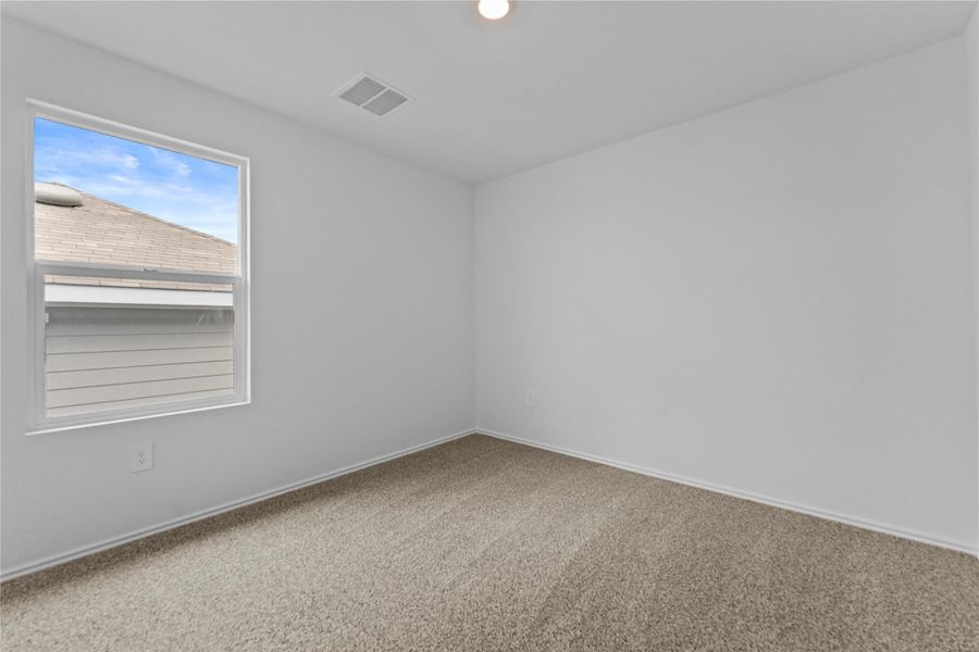 Spacious, unfurnished interior of a new home in , Kyle (Image 28).