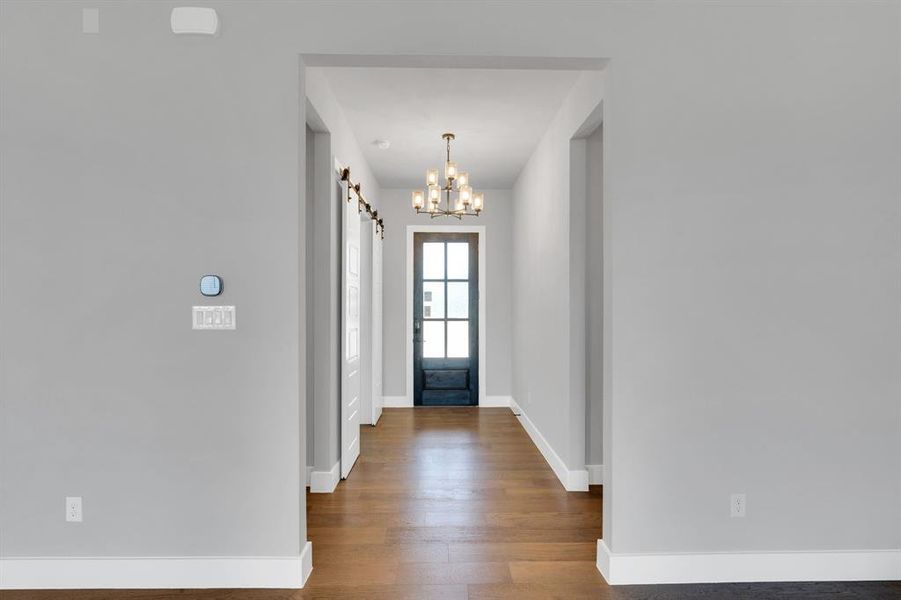 Spacious, unfurnished interior of a new home in Springside Estates II, Waxahachie (Image 12).