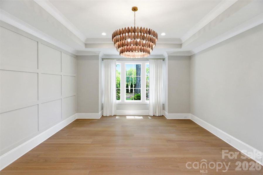 Spacious, unfurnished interior of a new home in Ferncliff at Cotswold, Charlotte (Image 11).