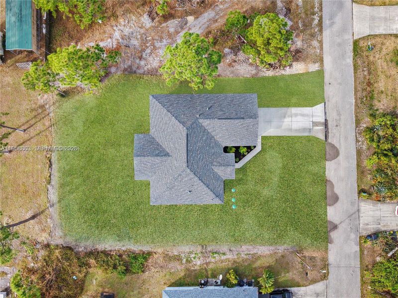 Image 23 of a home in . Image 23 of a home in .